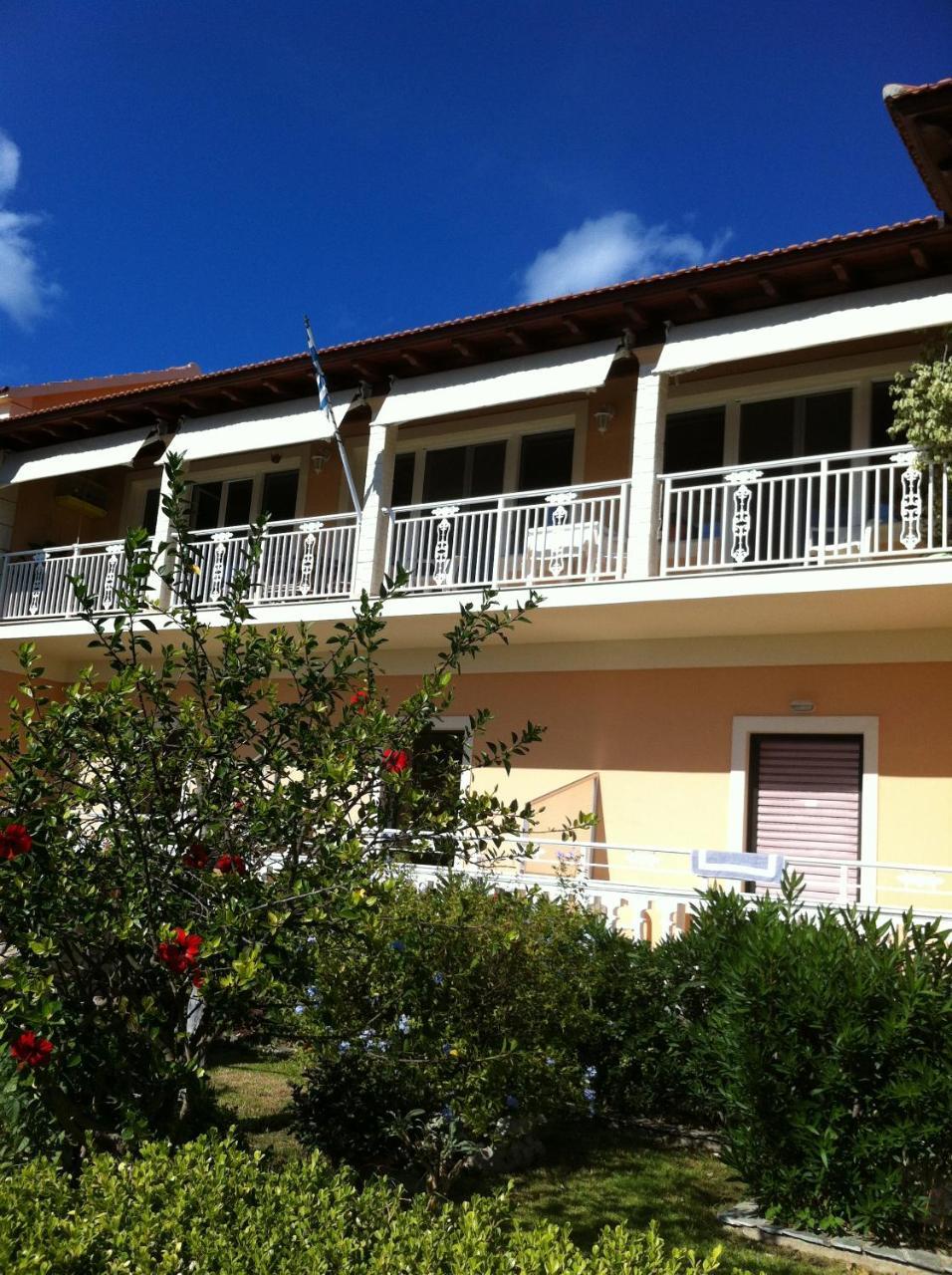 Eleni Apartments Arílasz Kültér fotó